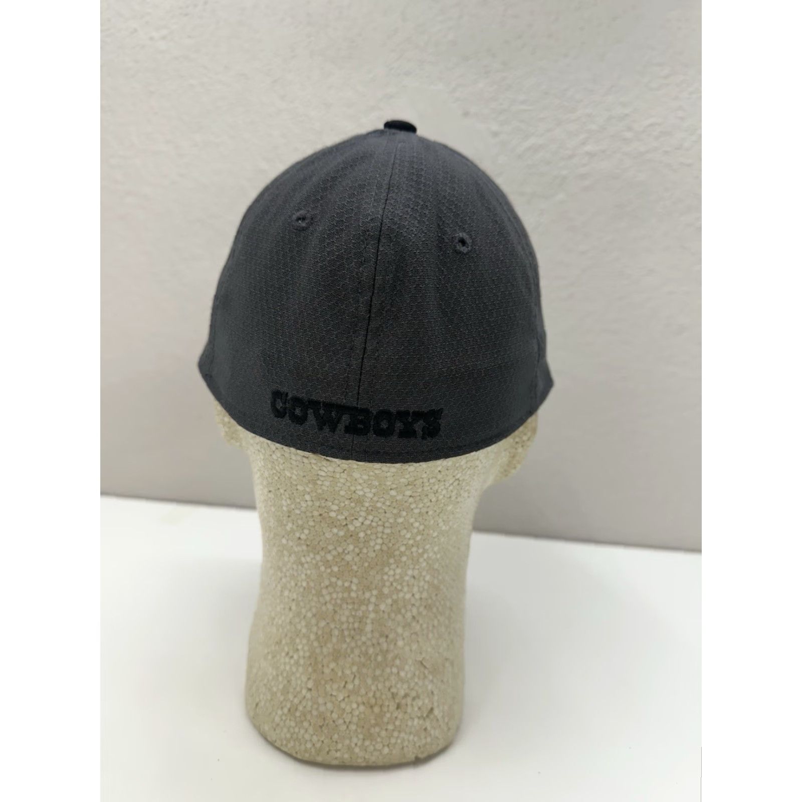 New Era New Era 39Thirty Fitted Hat Gray NFL Dallas Cowboys Cap Adult One Size Color Gray Brand New Era Style Baseball Cap Mens Men Size ONE SIZE - 3 Thumbnail