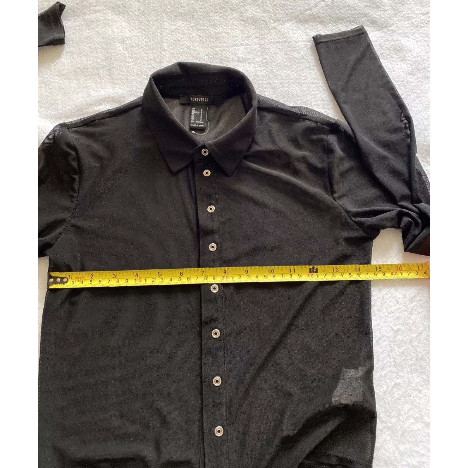 Forever 21 FOREVER 21 Shirt Tops Blouse Womens S Black Long Sleeve Sheer Zig Zag Striping Button-Up Casual Work All Seasons Regular Size S Womens Size S / US 4 / IT 40 - 3 Thumbnail