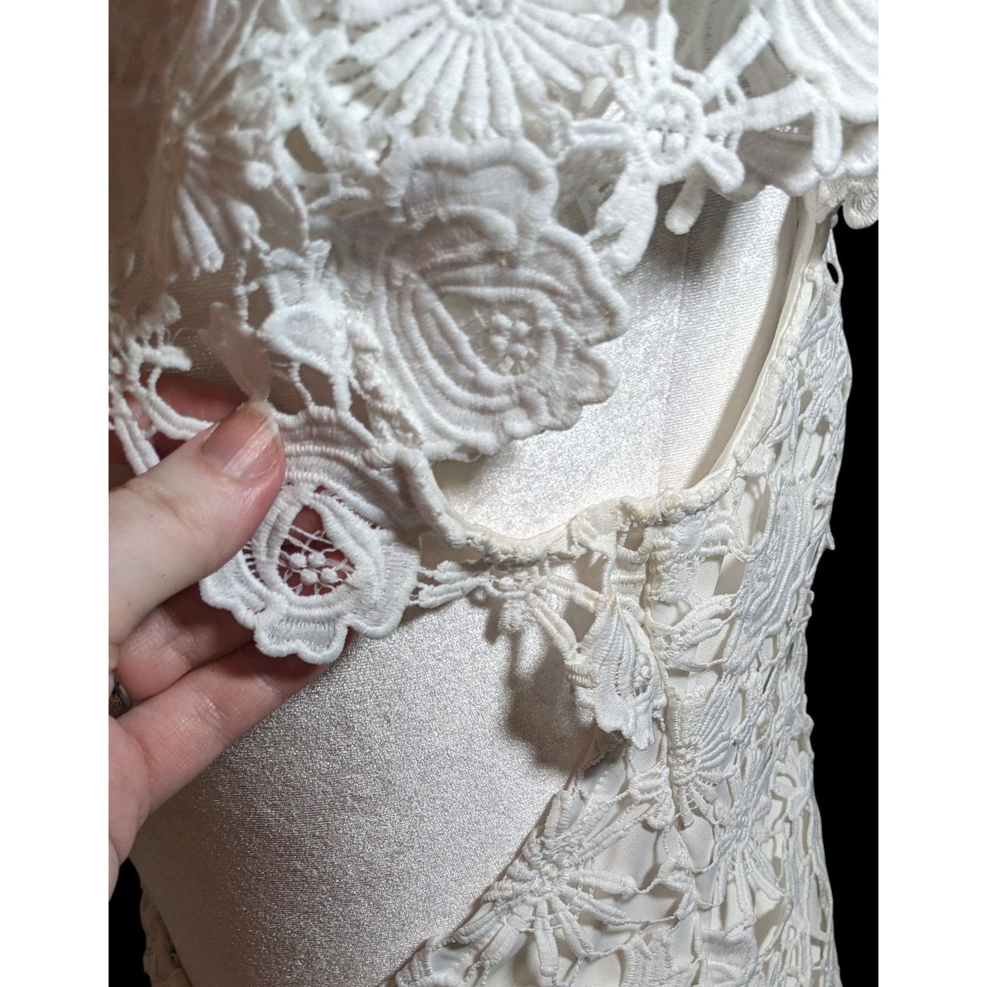 Lulus Lulus Romance Language White Floral Lace Backless Dress Size M / US 6-8 / IT 42-44 - 4 Thumbnail