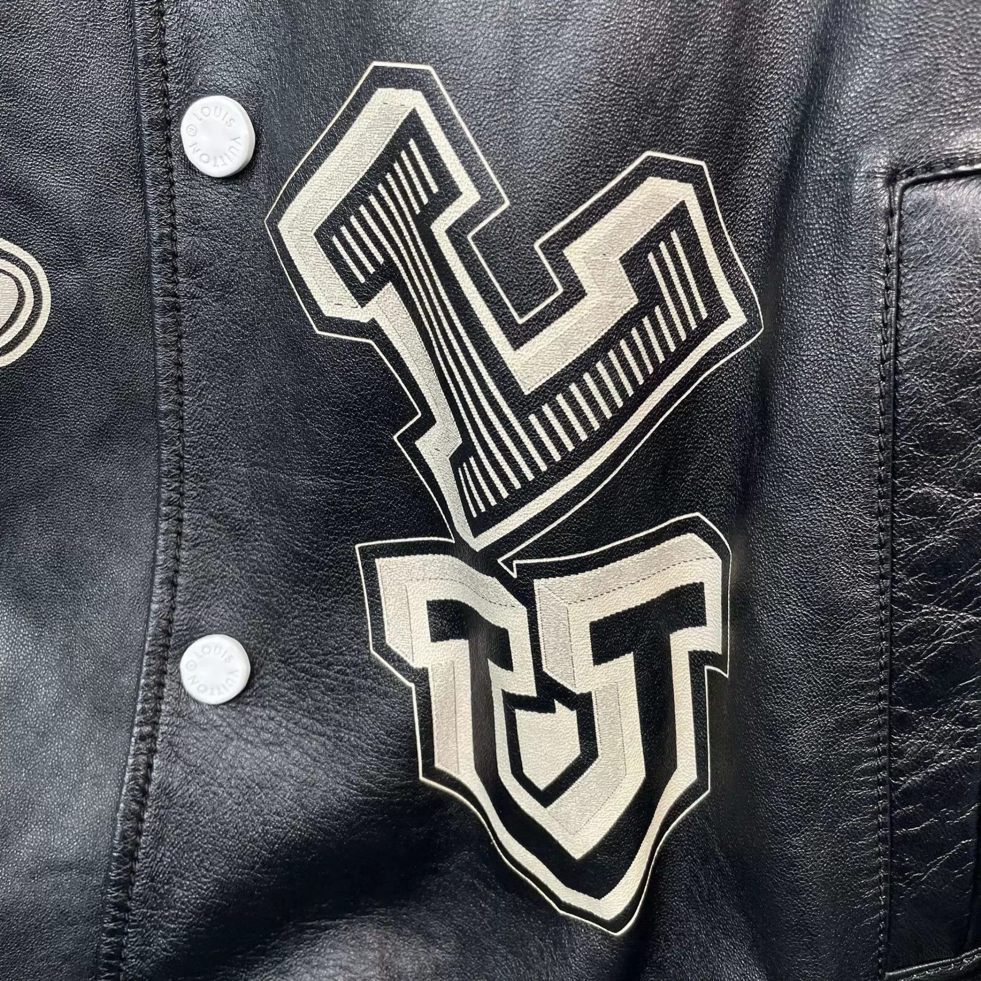 Louis Vuitton 95 New LV Baseball Jacket Black 54 Size US L / EU 52-54 / 3 - 3 Thumbnail