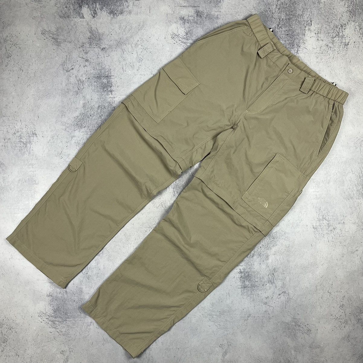 The North Face The North Face cargo nylon gorpcore transformer pants Size US 34 / EU 50 - 1 Thumbnail