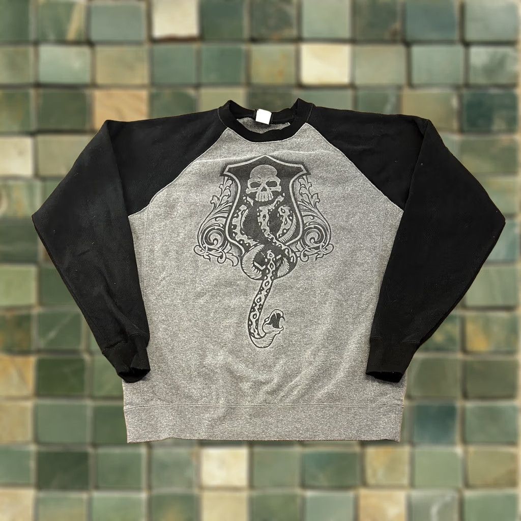 Vintage Universal Studios Harry Potter Dark Mark Crewneck Sweatshirt Medium Slytherin Size US M / EU 48-50 / 2 - 1 Thumbnail