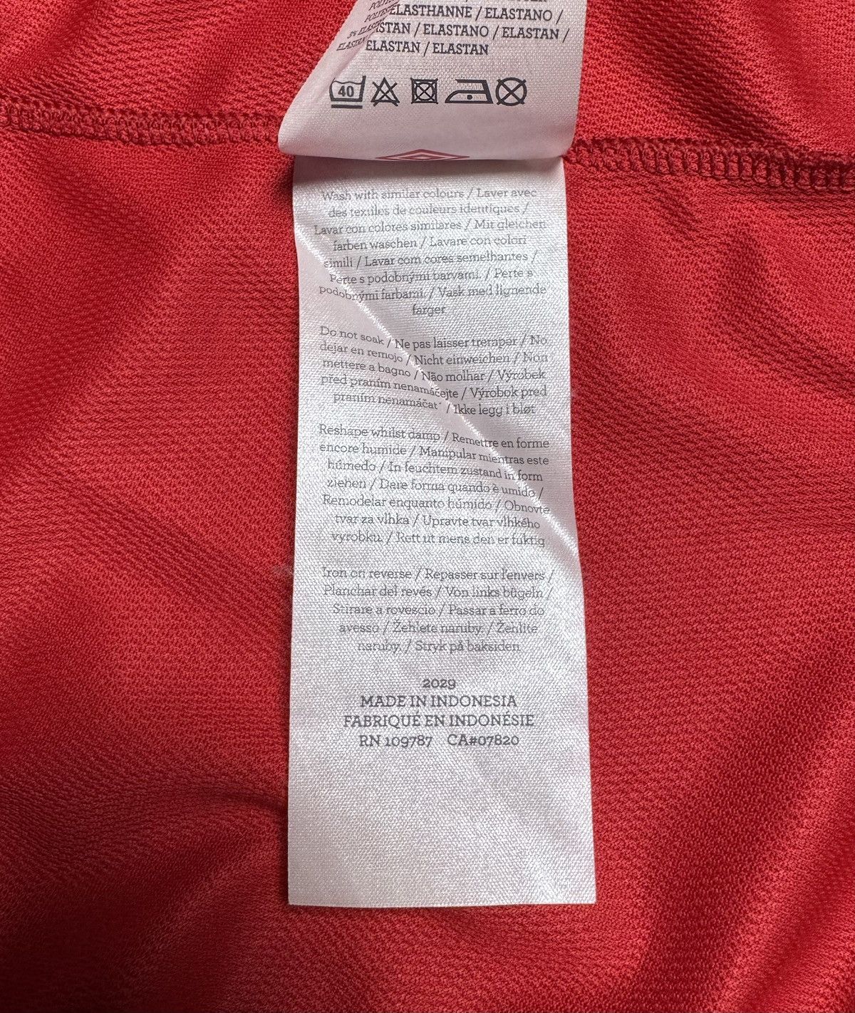 Umbro England 2012 2013 Goalkeeper Shirt Jersey Umbro #1 Hart Size US L / EU 52-54 / 3 - 14 Thumbnail