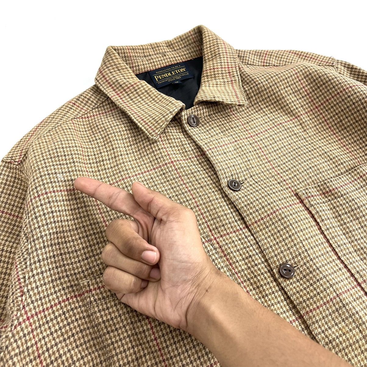 Pendleton × Vintage Vintage Pendleton Woolen Mills Made in USA Plaid Button Up Size US M / EU 48-50 / 2 - 16 Thumbnail