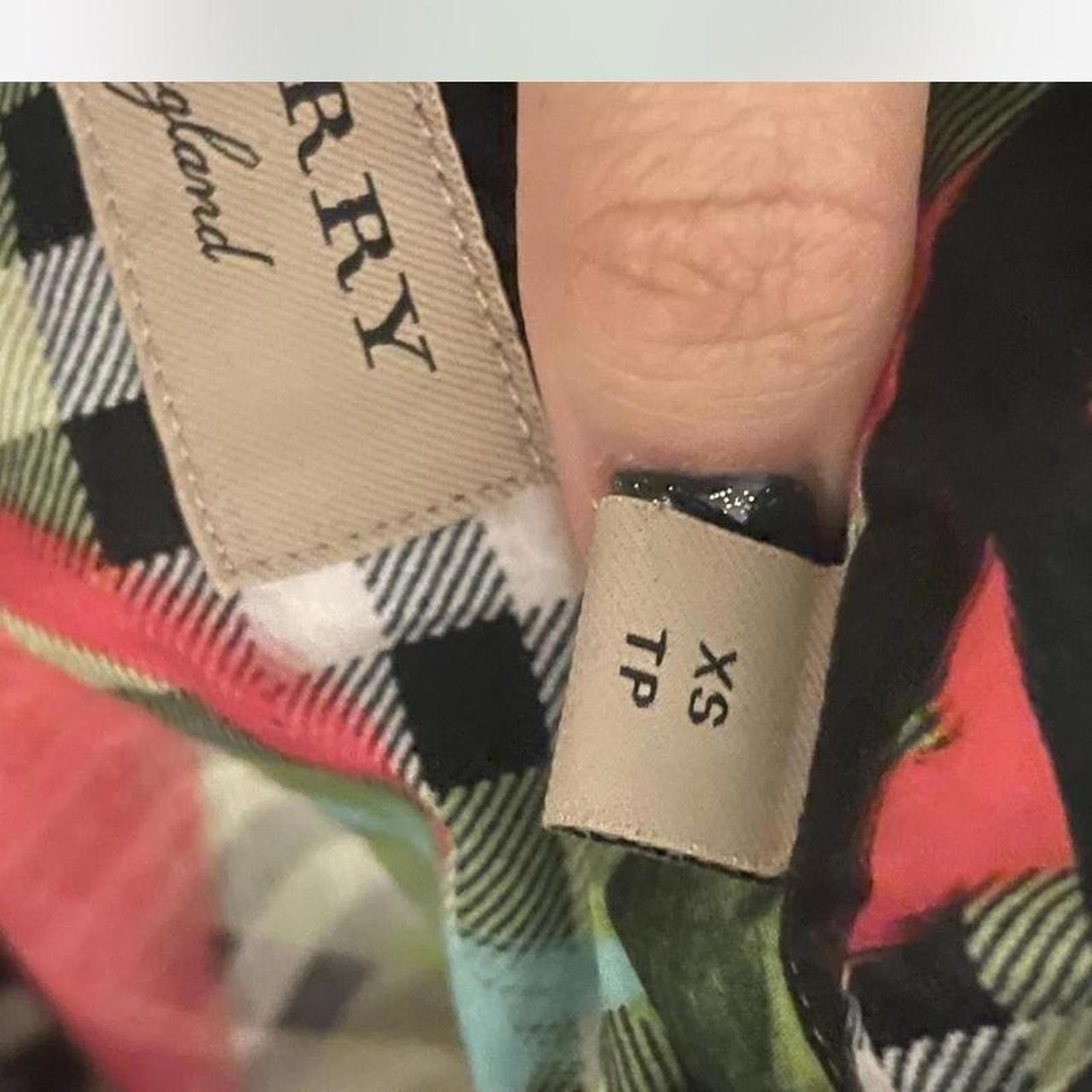 Burberry Burberry Button-Up Shirt Graffiti Neon Green Size US XS / EU 42 / 0 - 5 Thumbnail