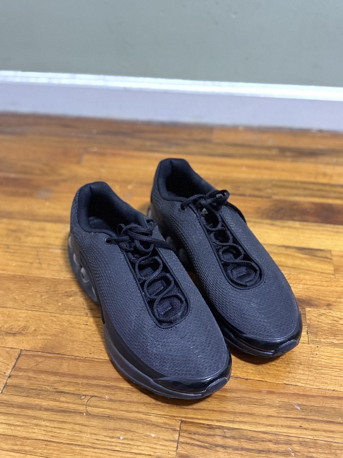 Nike Nike Air Max DN shoe in the "Triple Black" colorway Size US 11.5 / EU 44-45 - 1 Thumbnail