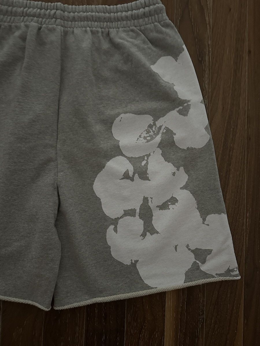 DENIM TEARS Denim Tears Jumbo Wreath Sweat Shorts L Size US 34 / EU 50 - 6 Thumbnail