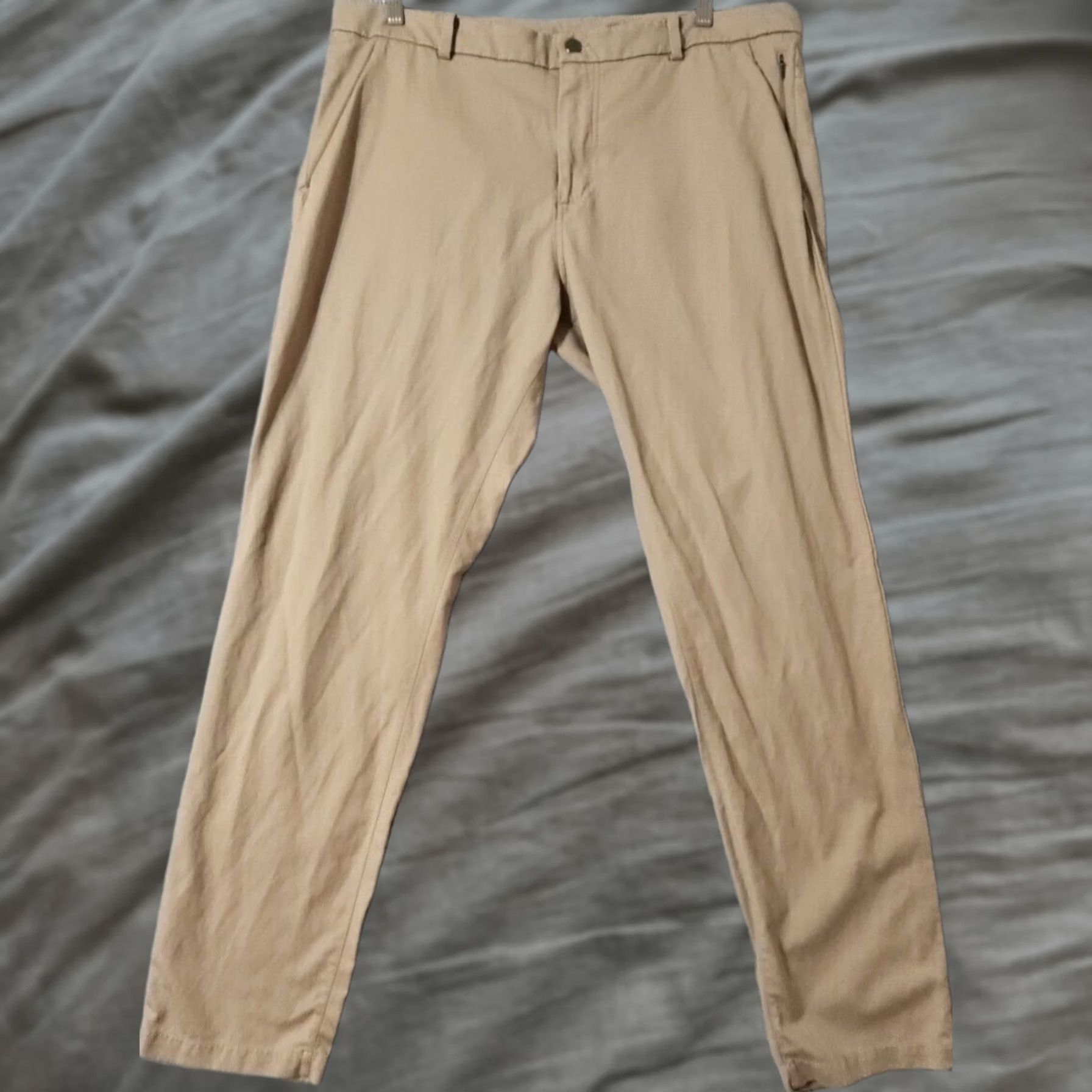 Lululemon Lululemon Pants Mens 40 x 32 Khaki Brown Tech Blend Travel Chino Size US 40 / EU 56 - 1 Thumbnail