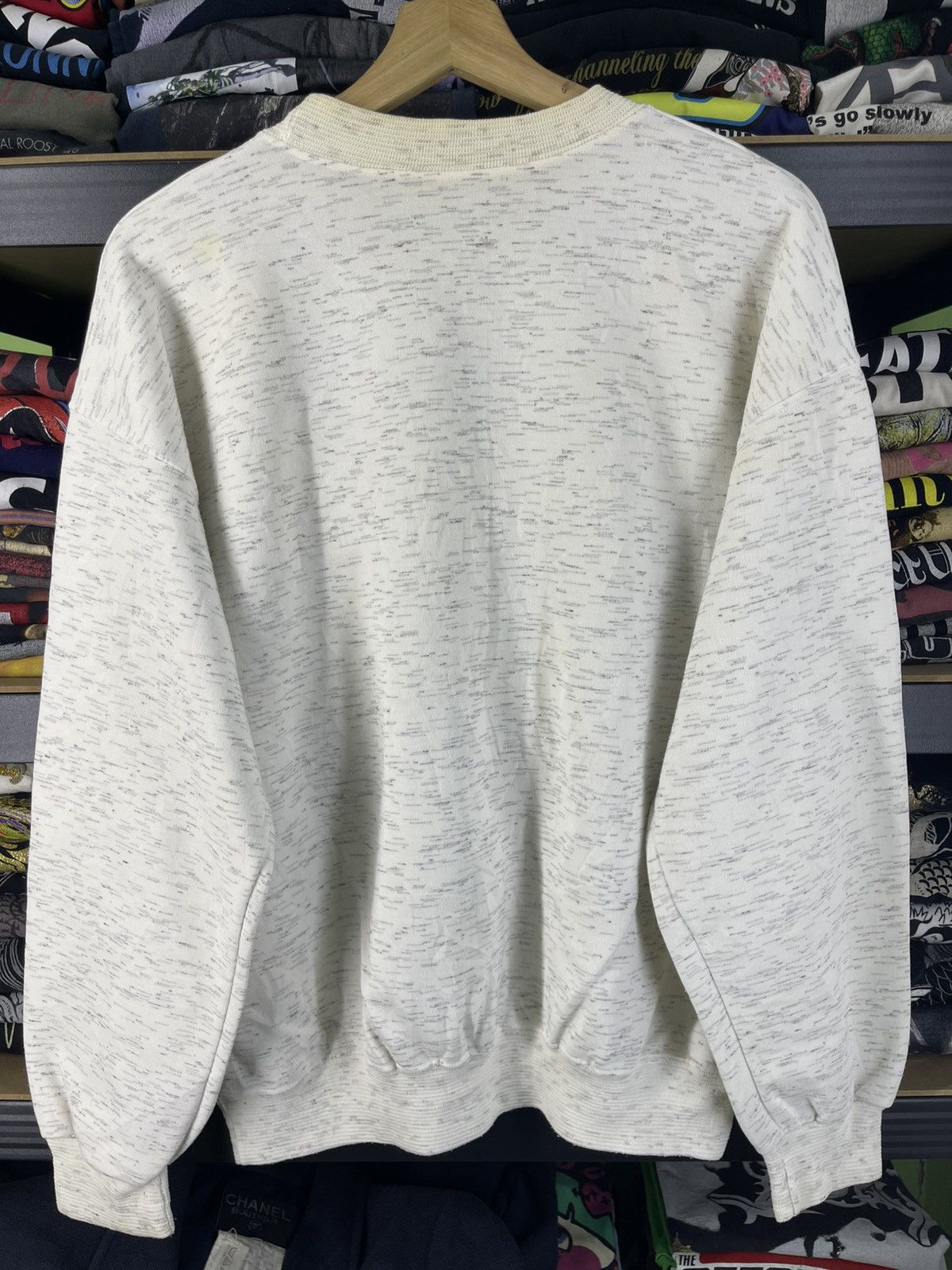 Vintage Vintage Chanel Embroidered Bootleg 90's Grey Sweatshirt Size US M / EU 48-50 / 2 - 7 Thumbnail