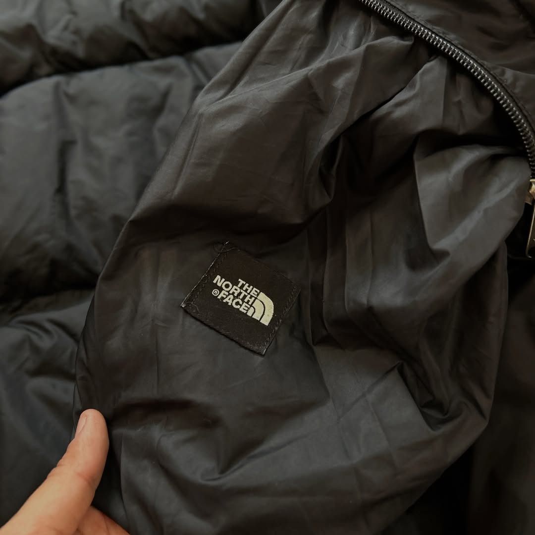 The North Face × Vintage Vintage The North Face 700 Nuptse Retro Down Puffer Jacket Size US M / EU 48-50 / 2 - 7 Thumbnail