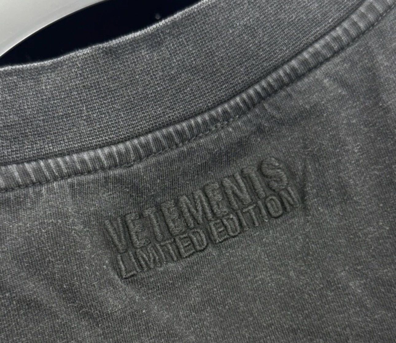 Vetements OVERSIZED EMBROIDERED PRINTED T-SHIRT Size US XL / EU 56 / 4 - 4 Thumbnail
