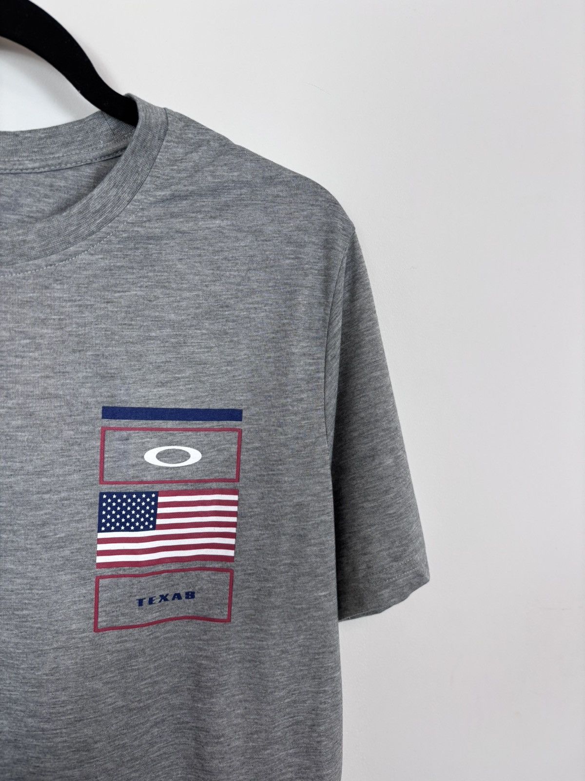 Oakley Oakley Gray Melange NWT Texas USA T-Shirt Tee Men’s Big Logo Size US M / EU 48-50 / 2 - 8 Thumbnail