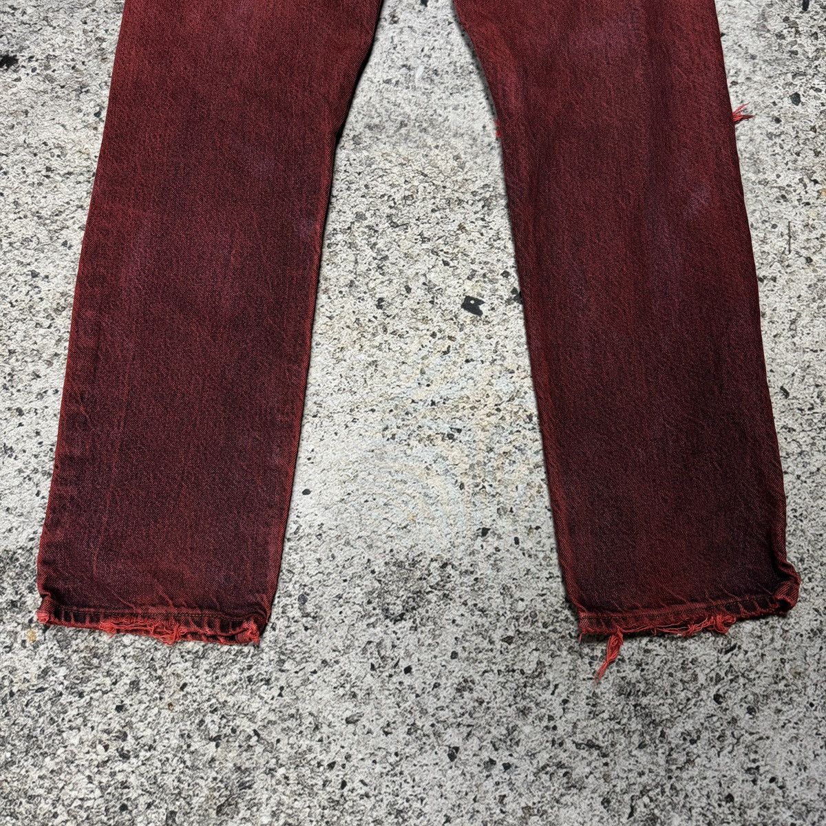 Levi's Vintage Levi’s 505 Red Dyed Thrashed Faded Denim Jeans Size US 34 / EU 50 - 10 Thumbnail