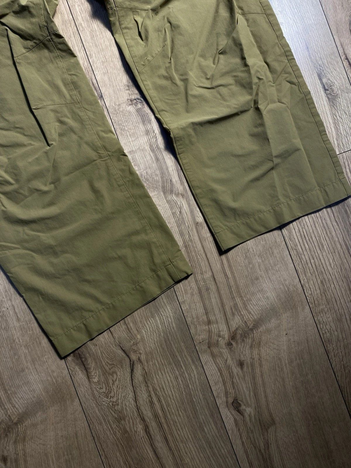 Arc'teryx Vintage Arc'teryx Hiking Nylon Cargo Pants Sz 36 Size US 36 / EU 52 - 5 Thumbnail