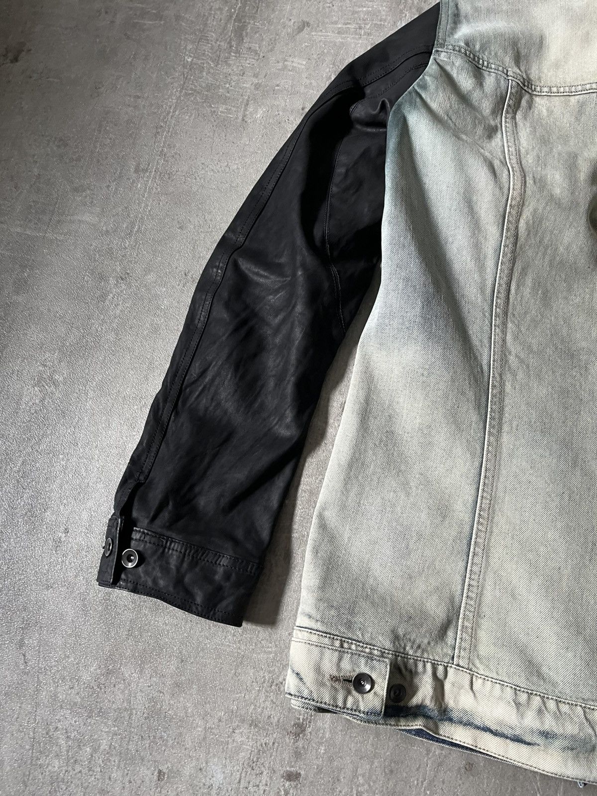 Rick Owens × Rick Owens Drkshdw Rick Owens hybrid denim calf stooge trucker jacket grail Size US L / EU 52-54 / 3 - 9 Thumbnail