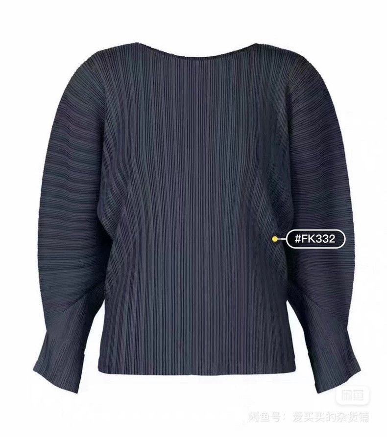 Issey Miyake Issey Miyake size:3 Black pleated rib long-sleeved top Size S / US 4 / IT 40 - 6 Thumbnail