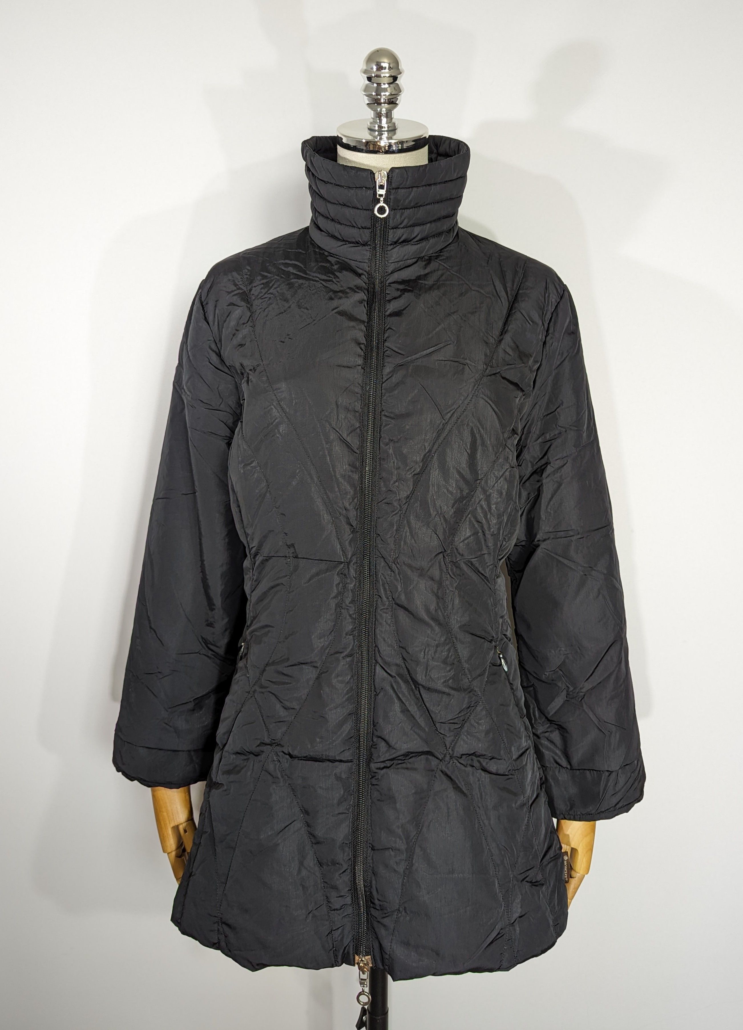 Moncler Vintage Moncler Women Down Long Jacket 1 XS - S Luxury Brand Size US S / EU 44-46 / 1 - 1 Thumbnail