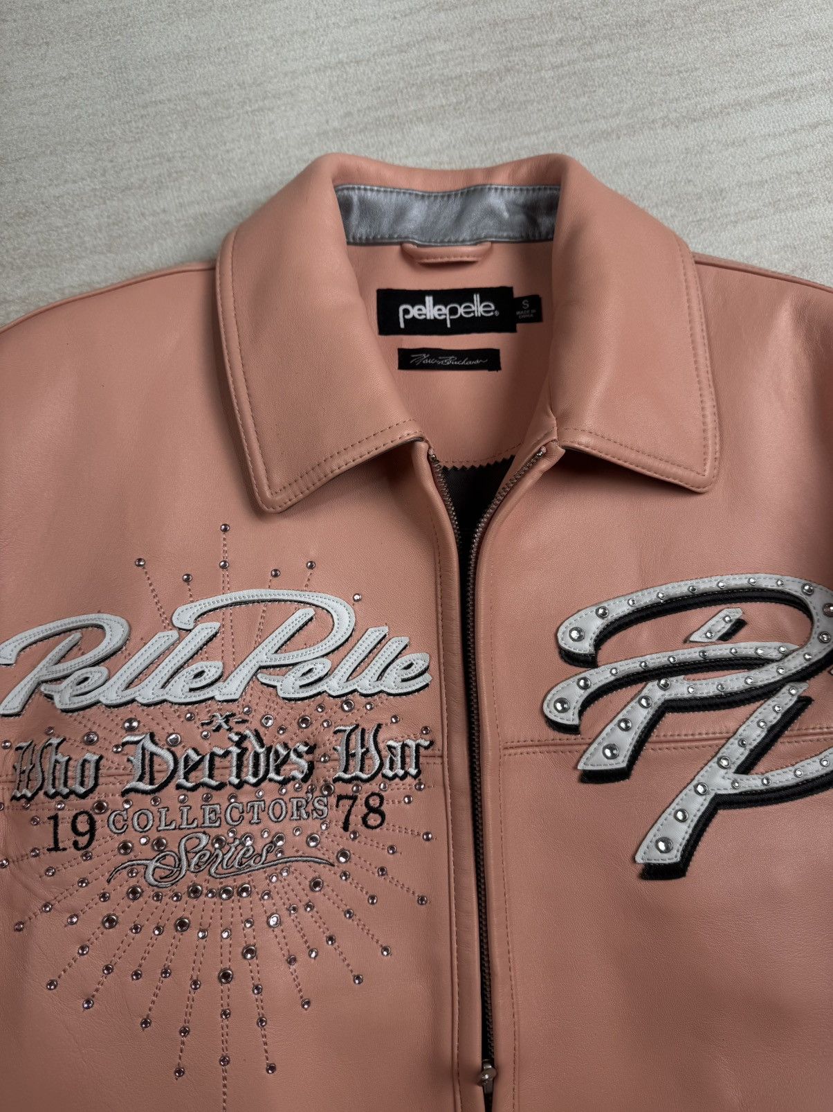 Who Decides War WDW x PP 'GREATEST OF ALL TIME' GENUINE LEATHER JACKET Size US S / EU 44-46 / 1 - 18 Thumbnail