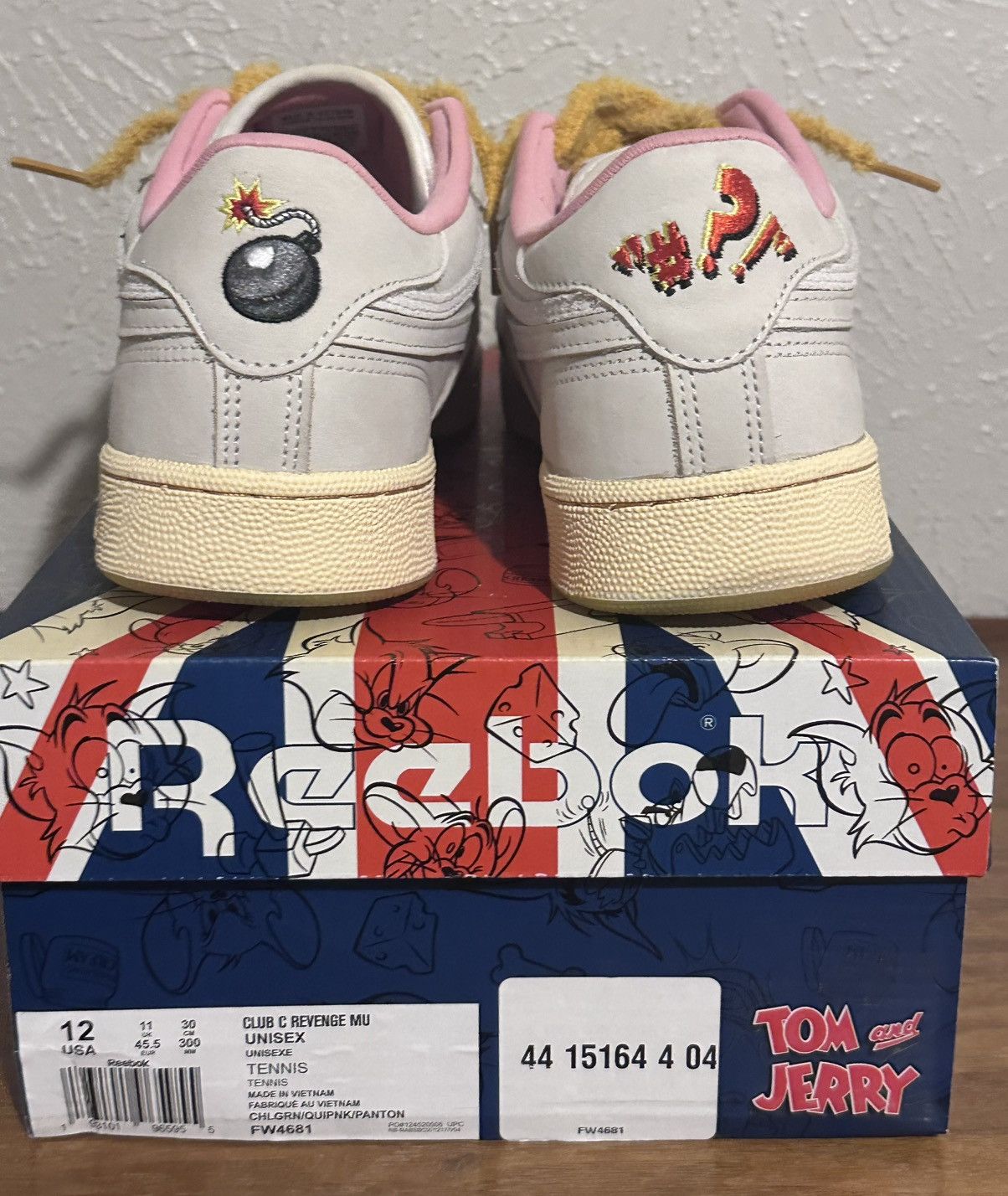 Reebok Tom & Jerry x Reebok Club C ‘Tom’ Size US 12 / EU 45 - 6 Thumbnail