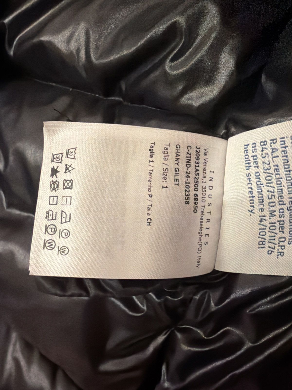 Moncler Moncler black Ghany Down Vest Size S / US 4 / IT 40 - 11 Thumbnail