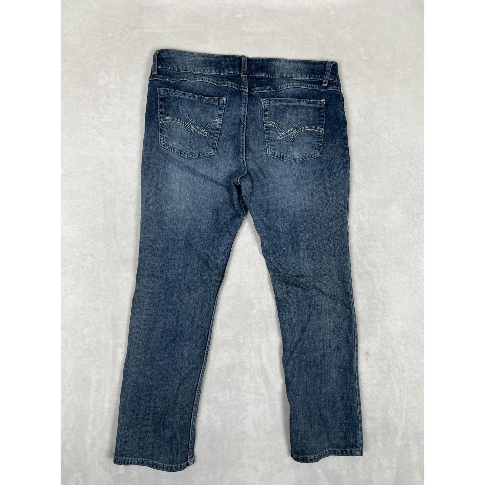 Wrangler Wrangler Straight Leg Jeans Women's 15 Blue Medium Wash Regu Size 34" / US 12 / IT 48 - 7 Thumbnail