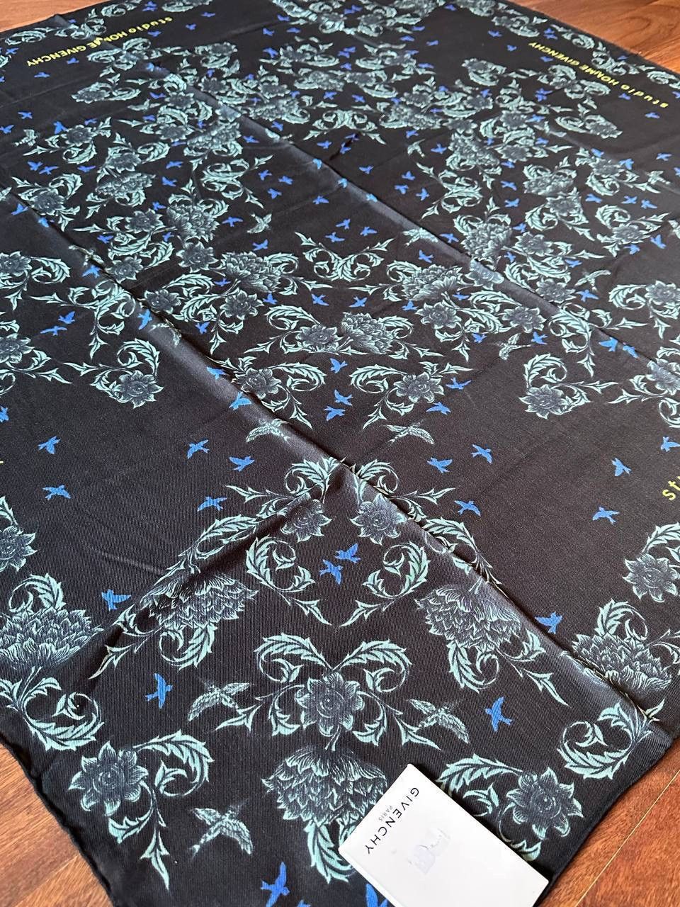 Givenchy Givenchy Studio Homme Scarf Modal-Cashmere print logo New Size ONE SIZE - 10 Thumbnail