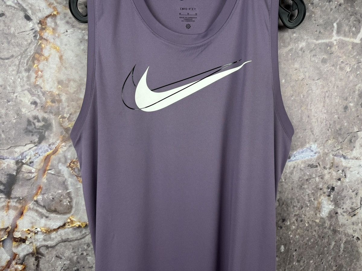 Nike Women’s Nike Tank Top Sleeveless Sportswear Size Medium Size M / US 6-8 / IT 42-44 - 3 Thumbnail
