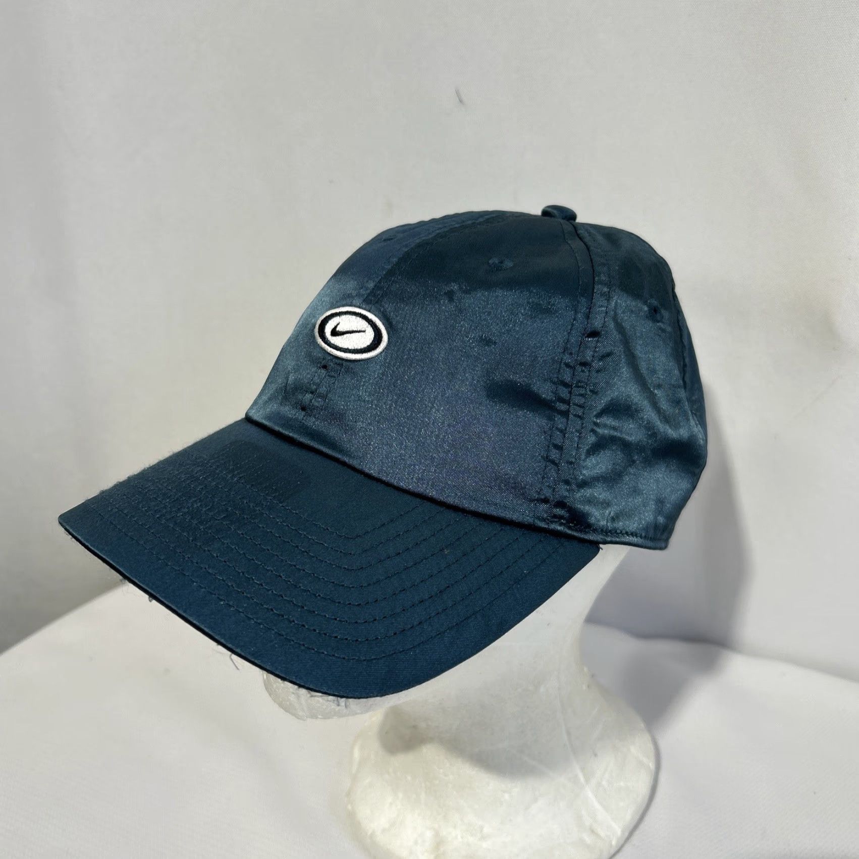 Nike Nike Heritage 86 Hat OSFM Satin Blue Floral Running Sports Cap Unisex Adults Women Men Adjustable Sweatband Heritage86 Size ONE SIZE - 2 Thumbnail