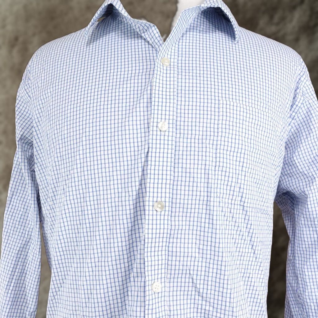 Van Heusen Van Heusen Traveler Shirt Mens XL 17-17.5 Blue Check Long Sleeve Button Up Size US XL / EU 56 / 4 - 1 Thumbnail