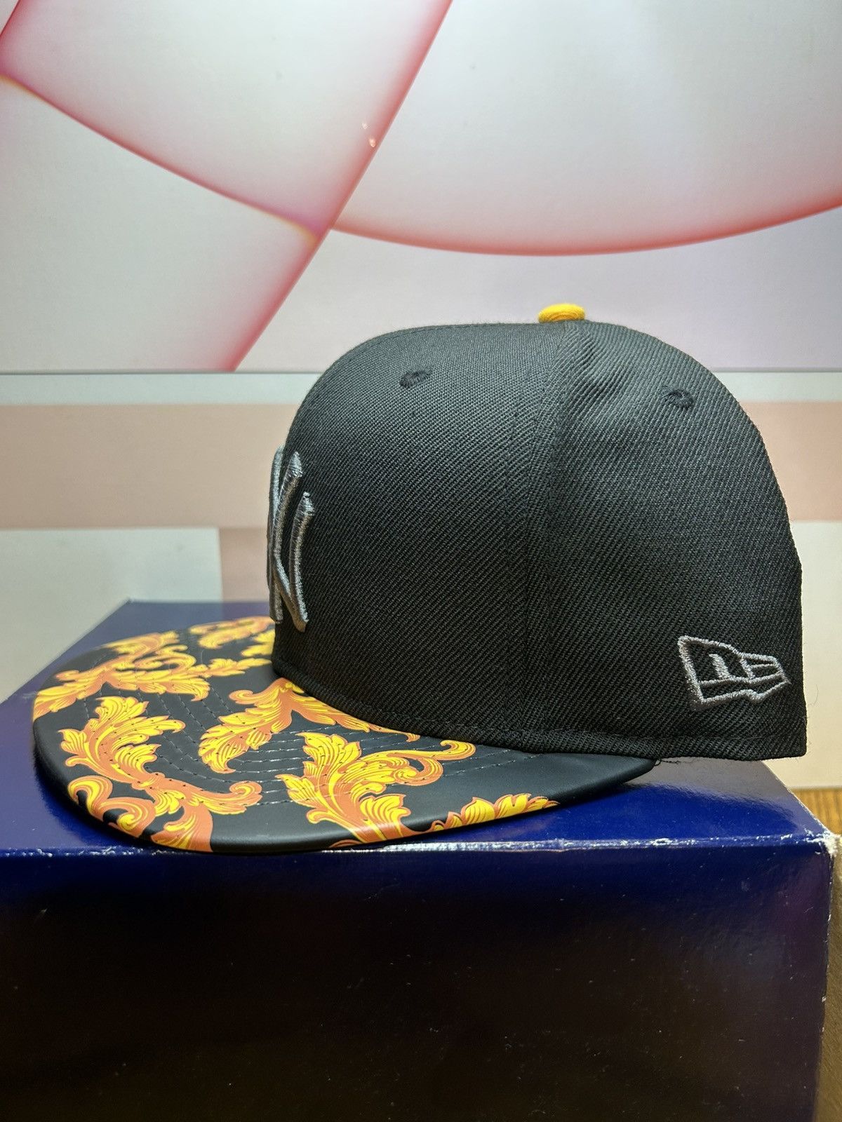 New Era Nike Air Foamposite One Supreme NY Matching Adjustable Hat Size ONE SIZE - 3 Thumbnail