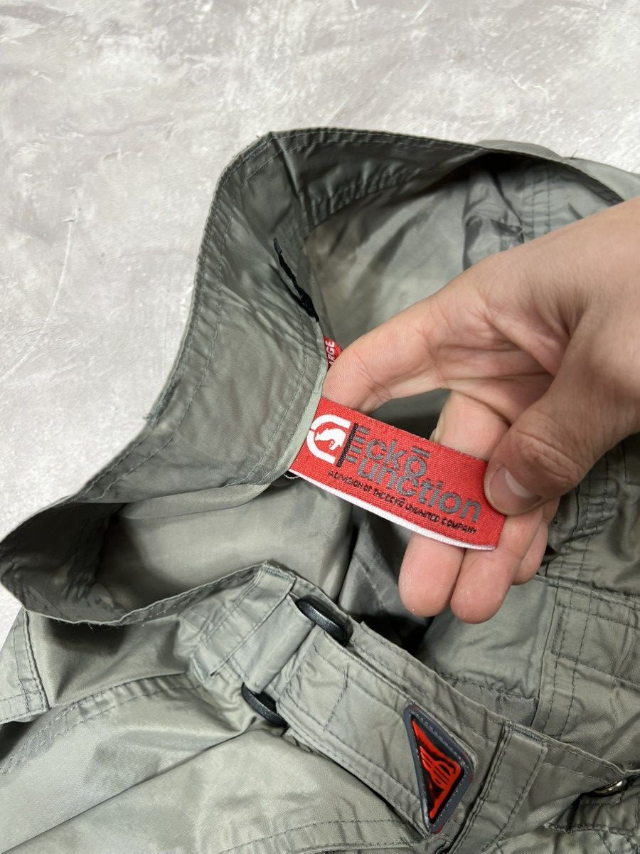 Ecko Unltd. Vintage Ecko Undl Made in Korea Distressed Nylon Pants Size US 34 / EU 50 - 16 Thumbnail