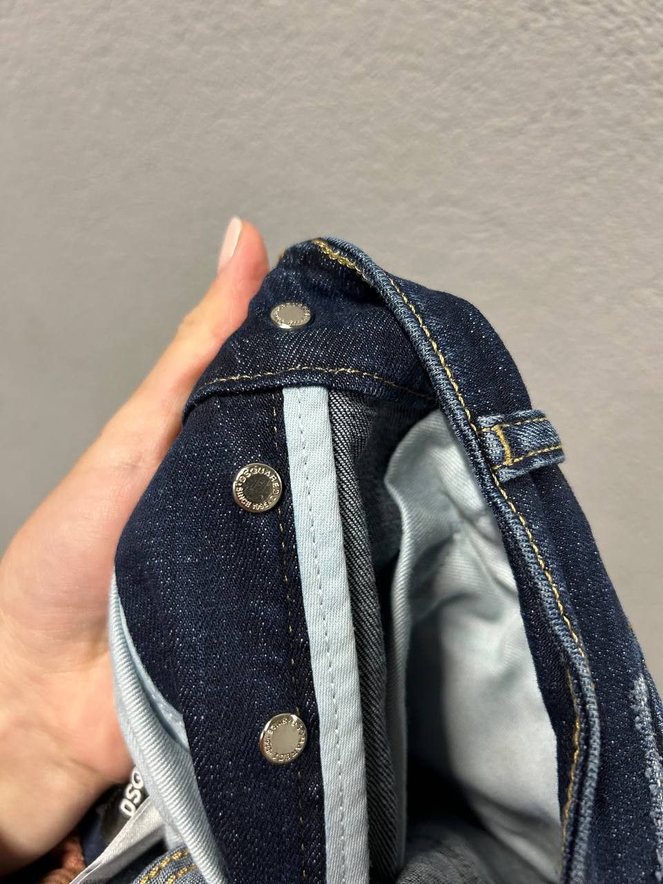 Dsquared2 Dsquared2 mens cool guy jeans 44 / W 28 made in Italy Size US 28 / EU 44 - 11 Thumbnail