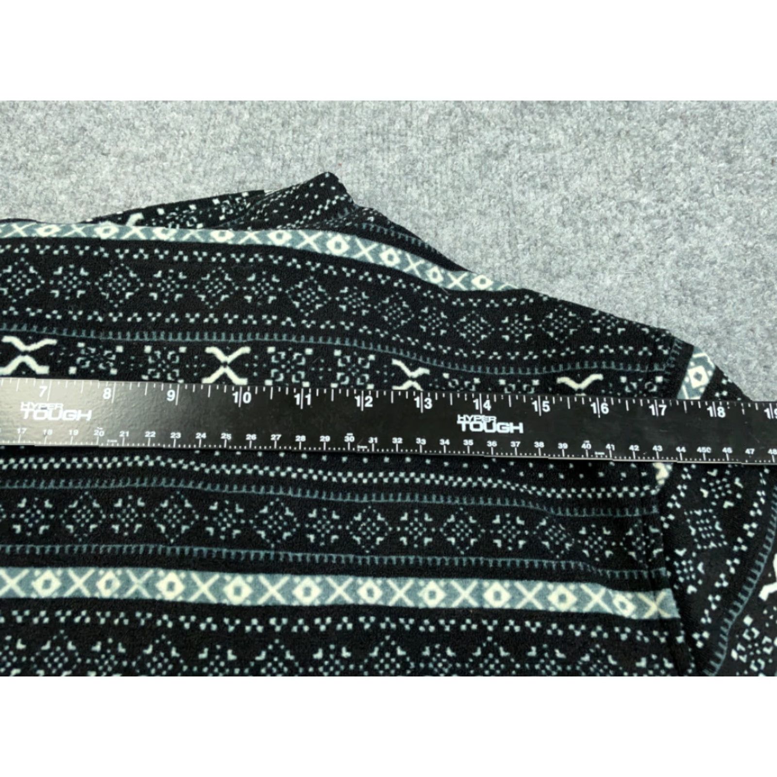 Vintage Ski Lodge Style Jacket Women's XL Black 1/4 Snap Fleece Pullover Tribal Motif Size XL / US 12-14 / IT 48-50 - 4 Thumbnail