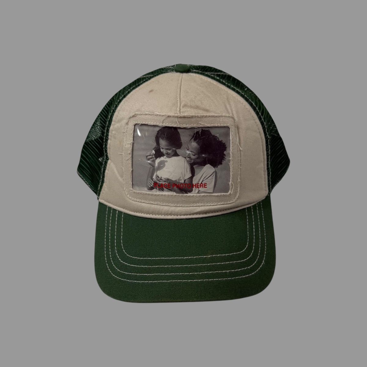 Vintage Vintage photograph trucker hat Size ONE SIZE - 2 Thumbnail