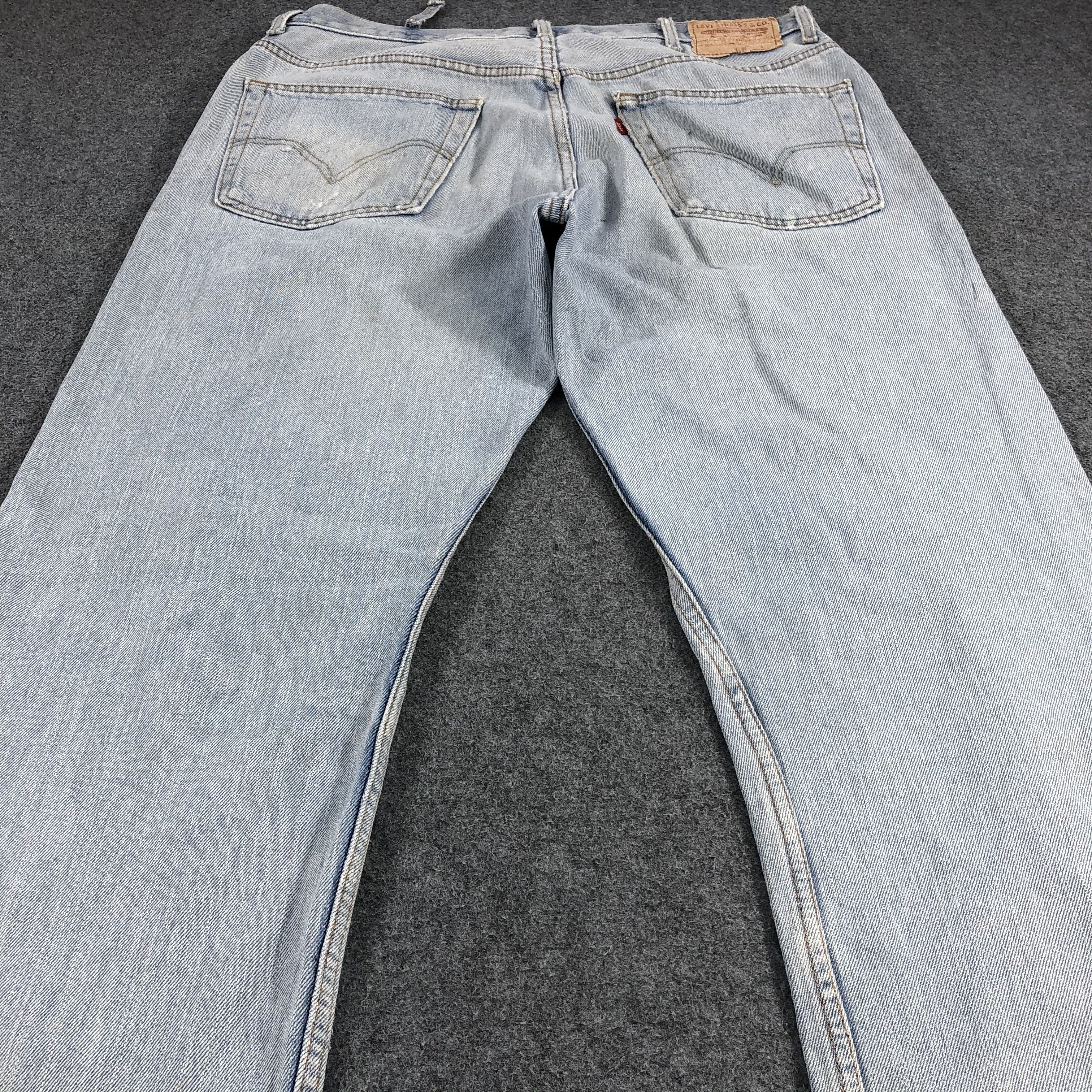 Levi's × Vintage Vintage Light Wash Levis 505 Jeans-JM1218 Size US 38 / EU 54 - 4 Thumbnail