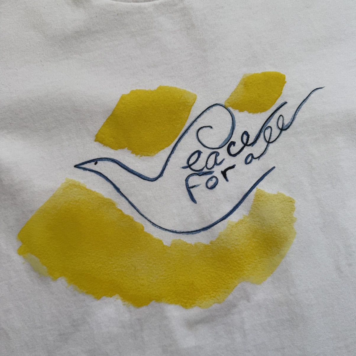 Designer × Japanese Brand × Uniqlo Uniqlo x Ines De La Fressange Peace For All Tee Size US XS / EU 42 / 0 - 4 Thumbnail