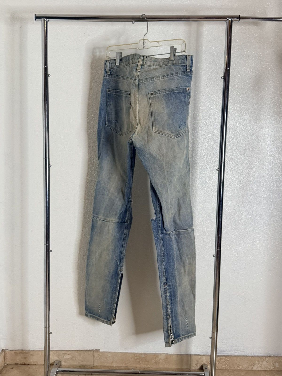 Mintcrew Mintcrew denim jeans size 33 Size US 33 - 2 Thumbnail