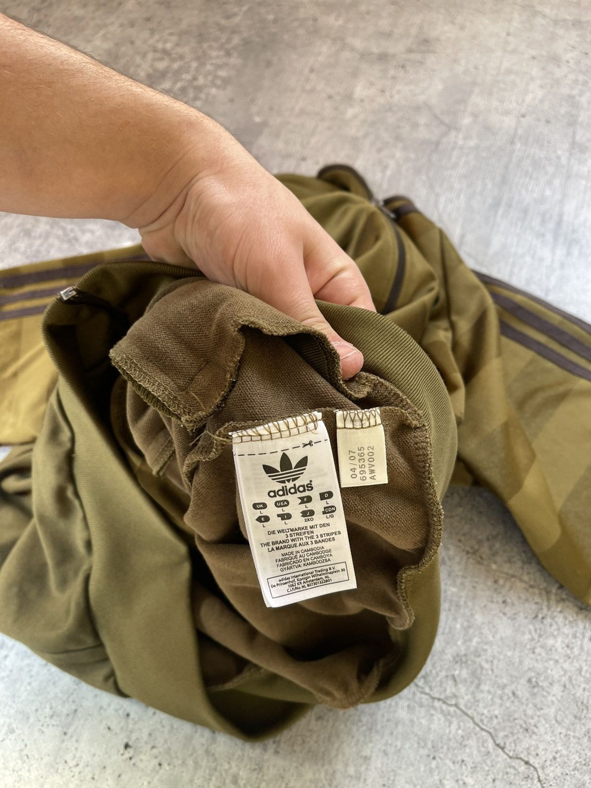 Adidas × Vintage Vintage Adidas WorldWide rare Zip Up sweatshirt Size US L / EU 52-54 / 3 - 8 Thumbnail