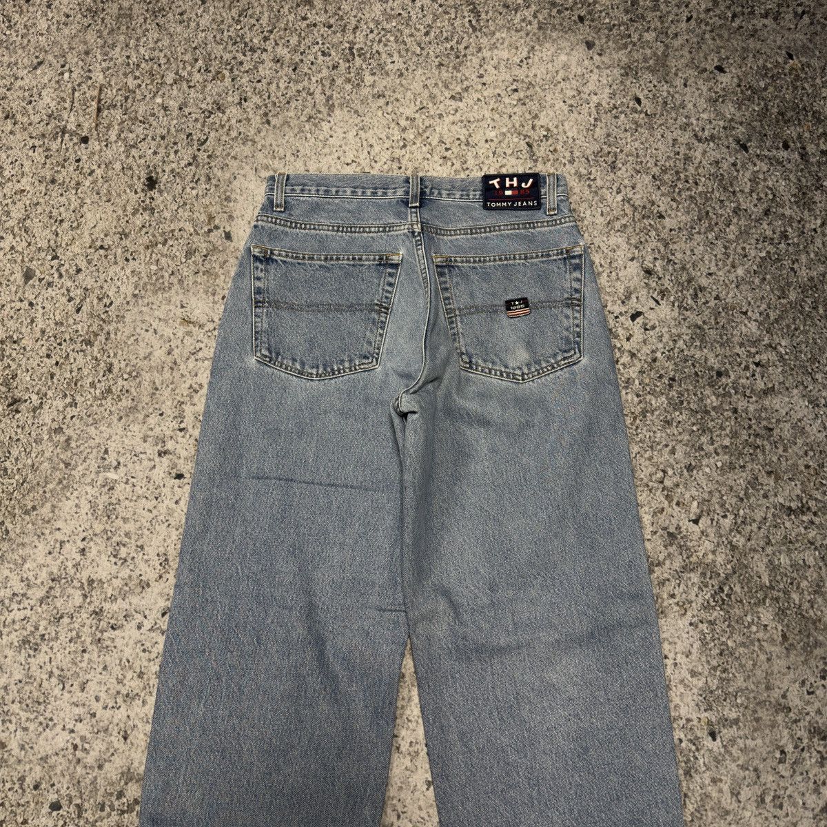 Vintage Vintage Tommy Jeans Faded Light Wash Denim Skater ERD Grunge Size US 31 - 3 Thumbnail