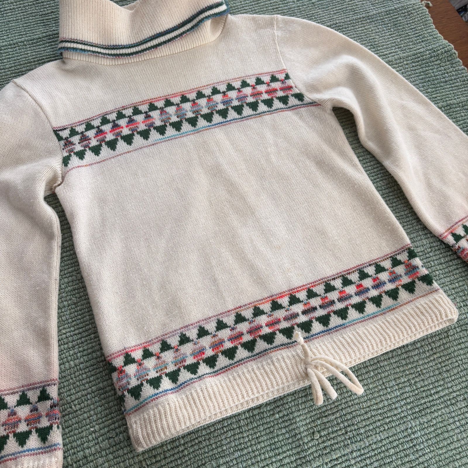 Vintage Vintage 1970s wool turtleneck womens ski sweater size S Size S / US 4 / IT 40 - 3 Thumbnail