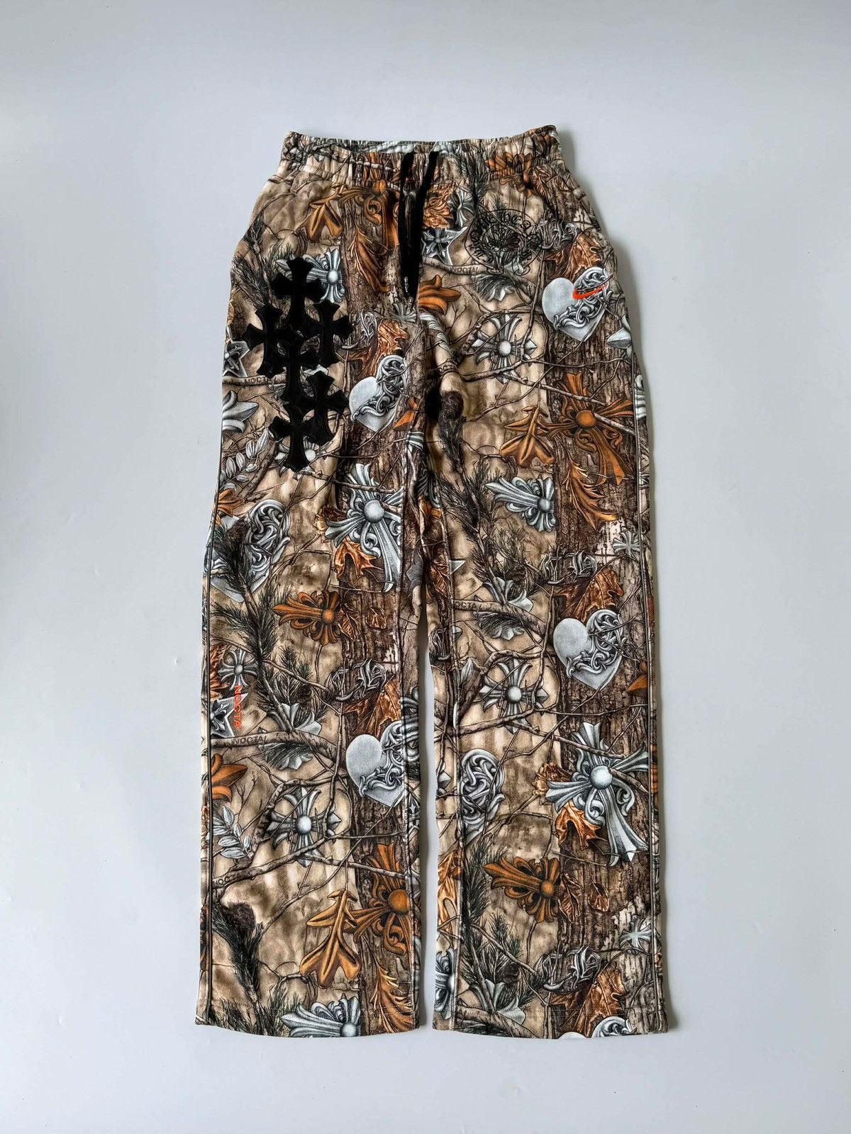 Chrome Hearts × NOCTA × Nike Chrome Hearts Friends&Family Nocta CrossPatchWork Sweatpants Size US 30 / EU 46 - 1 Thumbnail