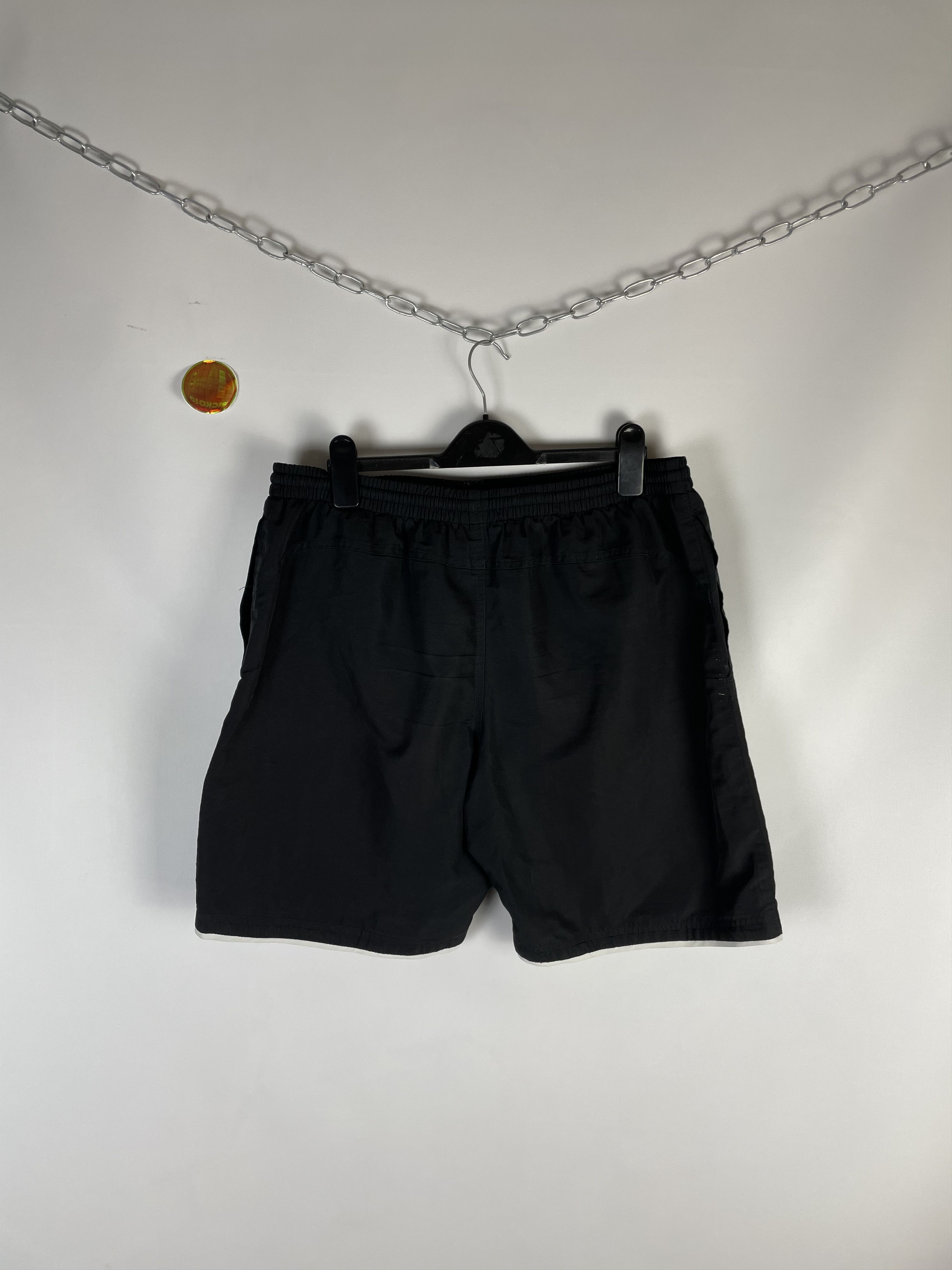 Other Vintage Umbro Shorts Y2k Size US 34 / EU 50 - 6 Thumbnail