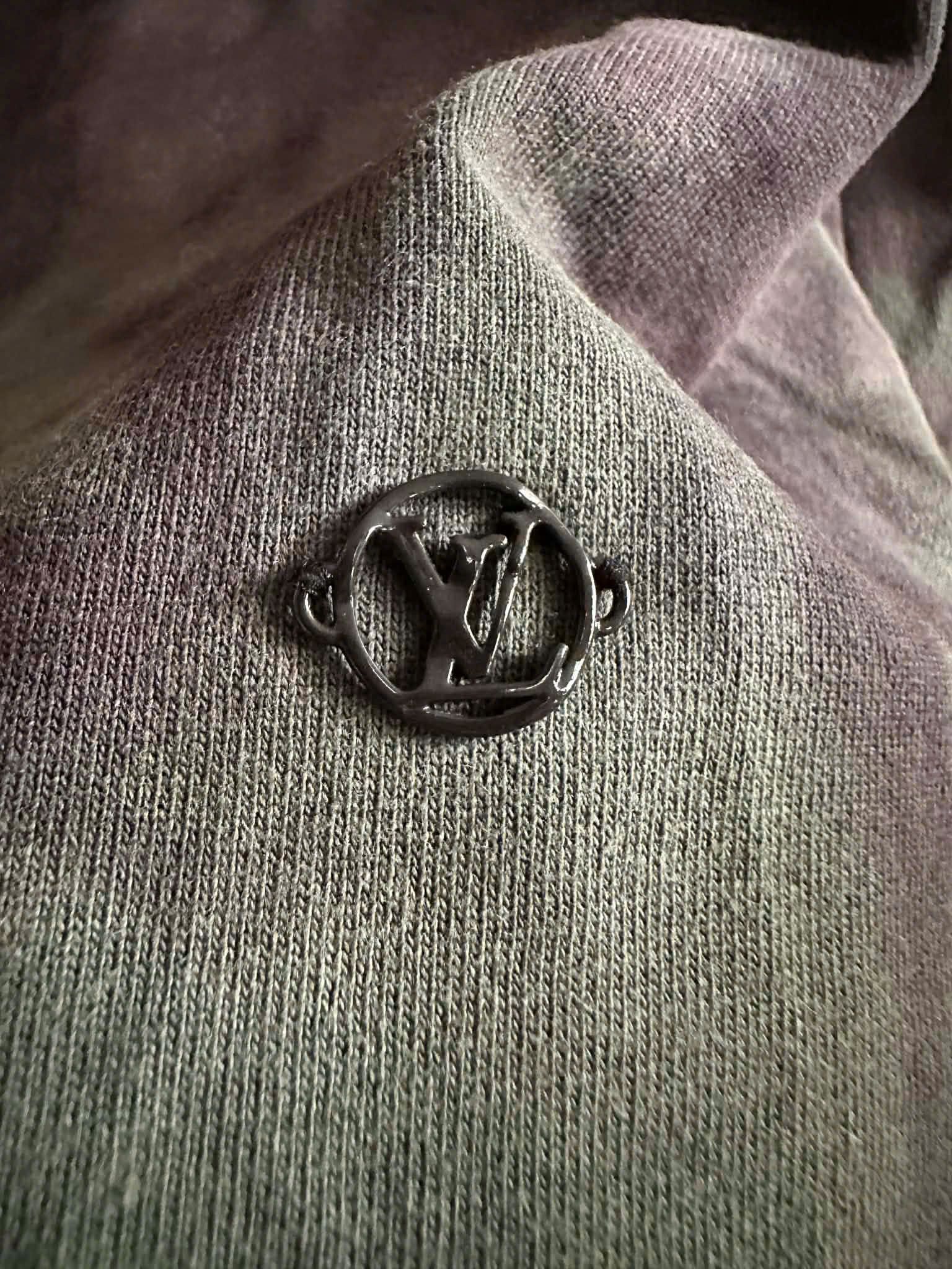 Louis Vuitton LOUIS VUITTON T SHIRT Size US M / EU 48-50 / 2 - 6 Thumbnail