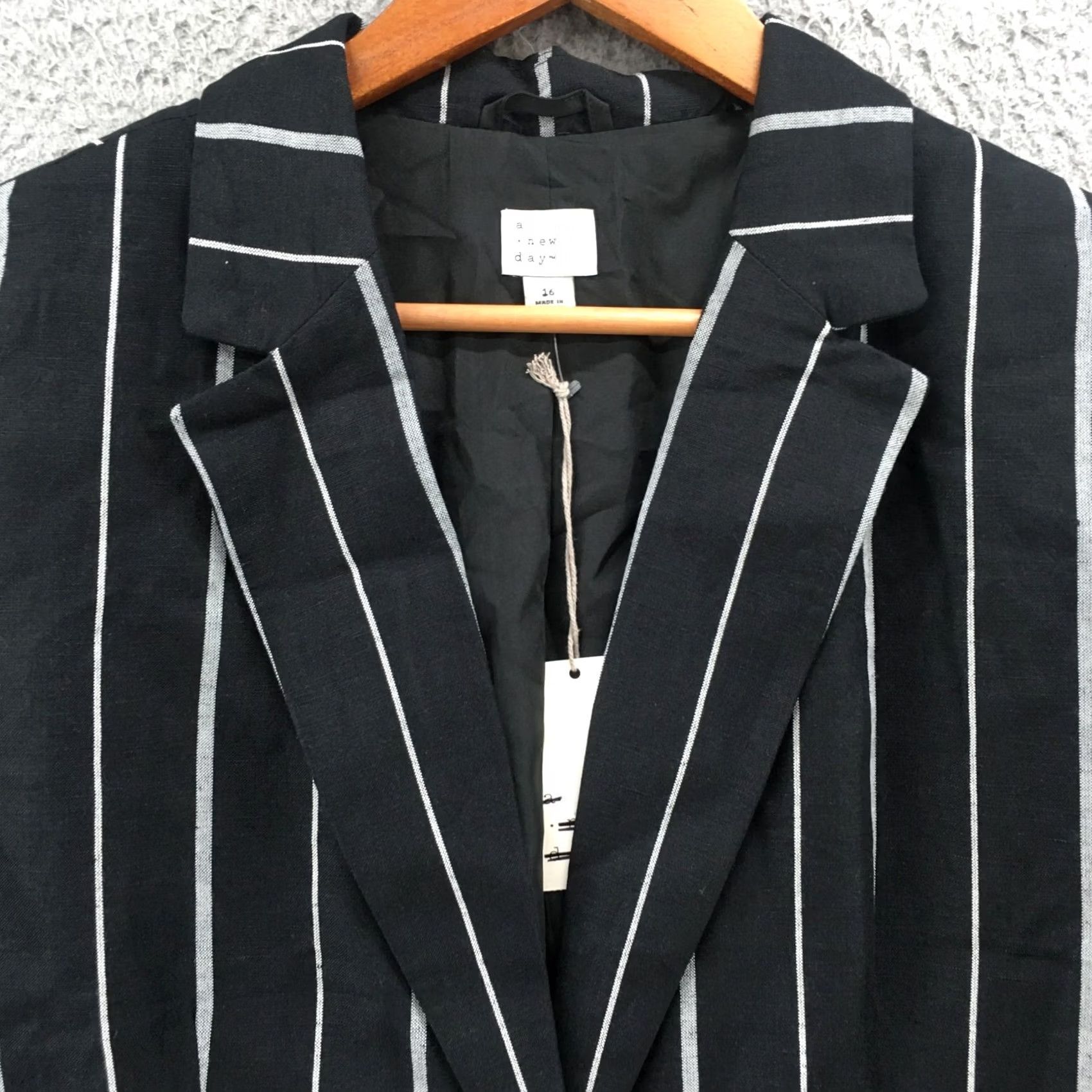 Vintage A New Day Blazer Womens 16 Black Linen Pocket Button Short Jacket Coat Size XXL / US 16-18 / IT 52-54 - 3 Thumbnail