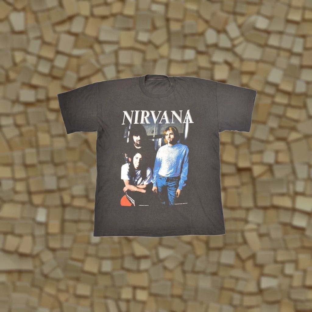 Vintage Rare Print Vintage Nirvana 1998 1999 Graphic T-Shirt Tee Kurt Cobain Size L Black 90s Music Rock Mens Size US L / EU 52-54 / 3 - 1 Thumbnail