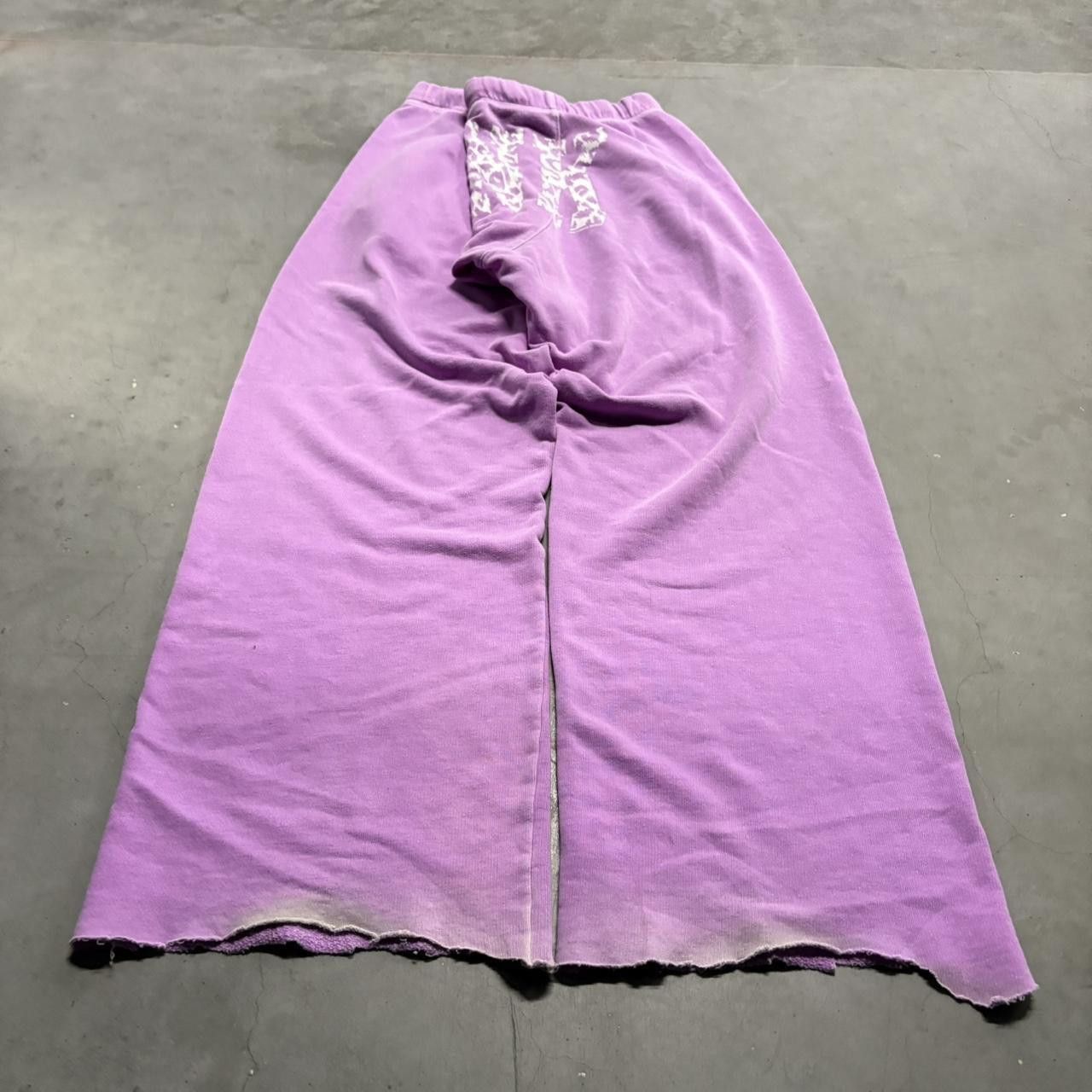 Pink Vintage Y2K/2000s Baggy Pink Victorias Secret Sweatpants With Pockets! Size US 36 / EU 52 - 5 Thumbnail