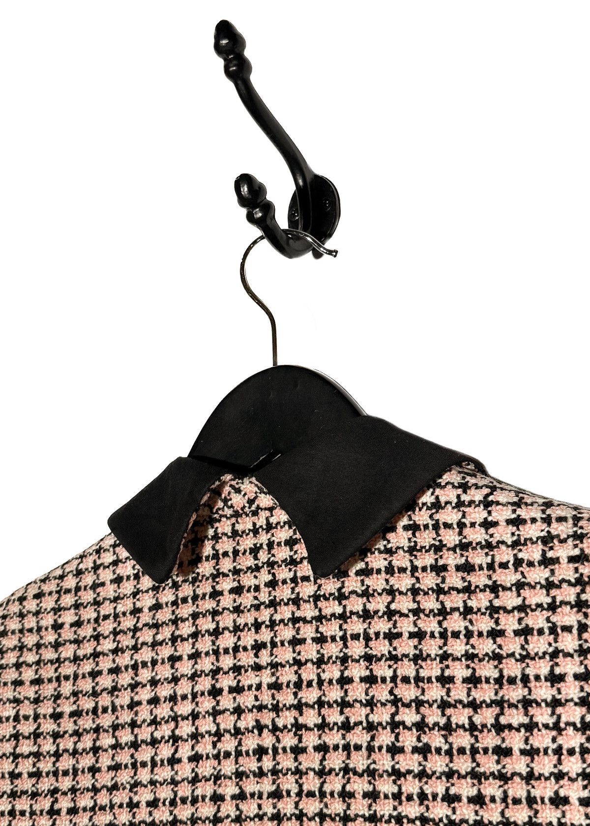 Chanel Chanel Vintage SS02 Black Pink Tweed Floral Accent Jacket Size S / US 4 / IT 40 - 9 Thumbnail