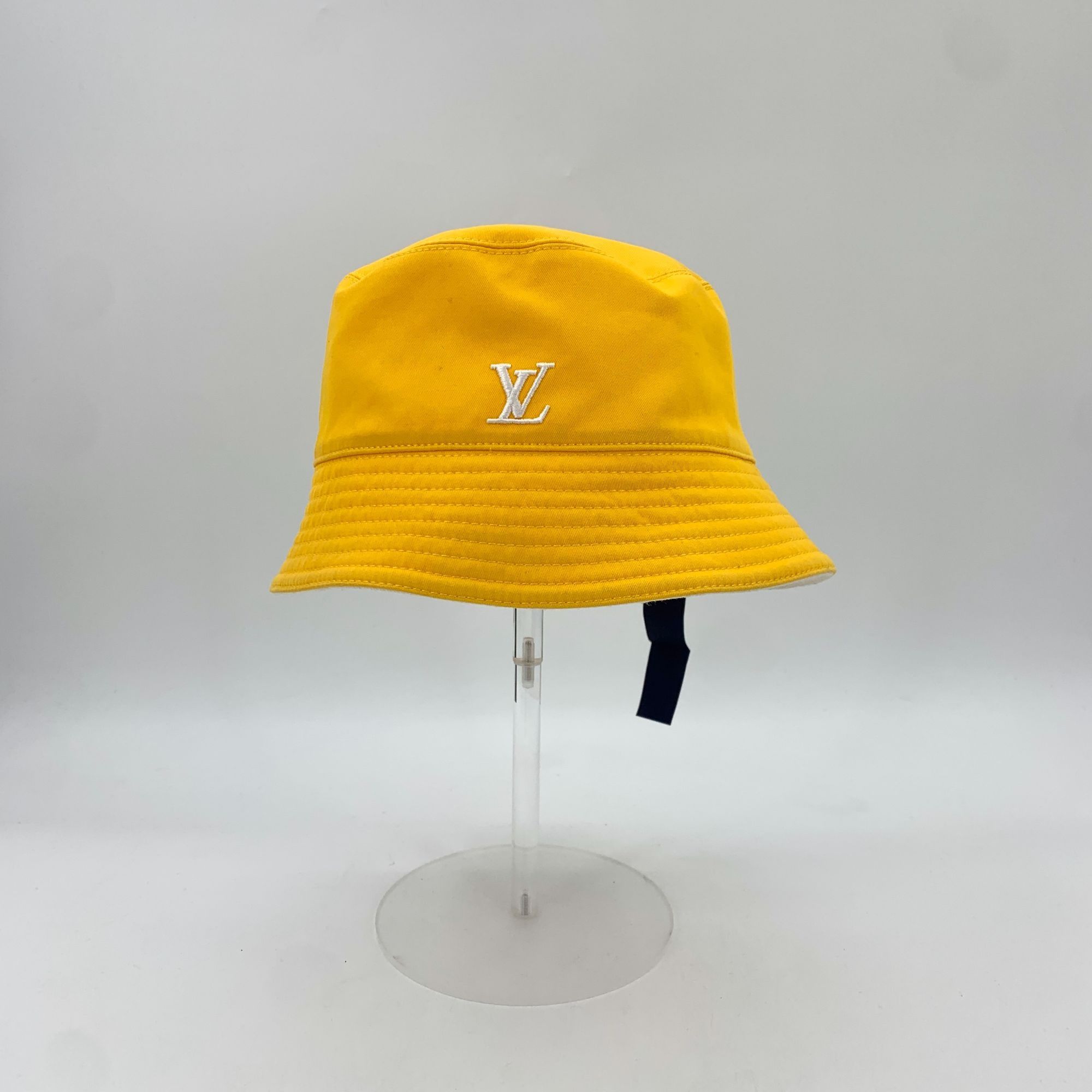 Louis Vuitton Louis Vuitton Reversible Bucket Hat White/Yellow Cotton Bran Size ONE SIZE - 6 Thumbnail