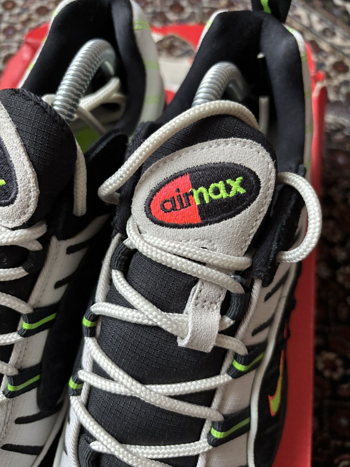 Nike Nike Air Max — Black/White/Volt Size US 8.5 / EU 41-42 - 3 Thumbnail