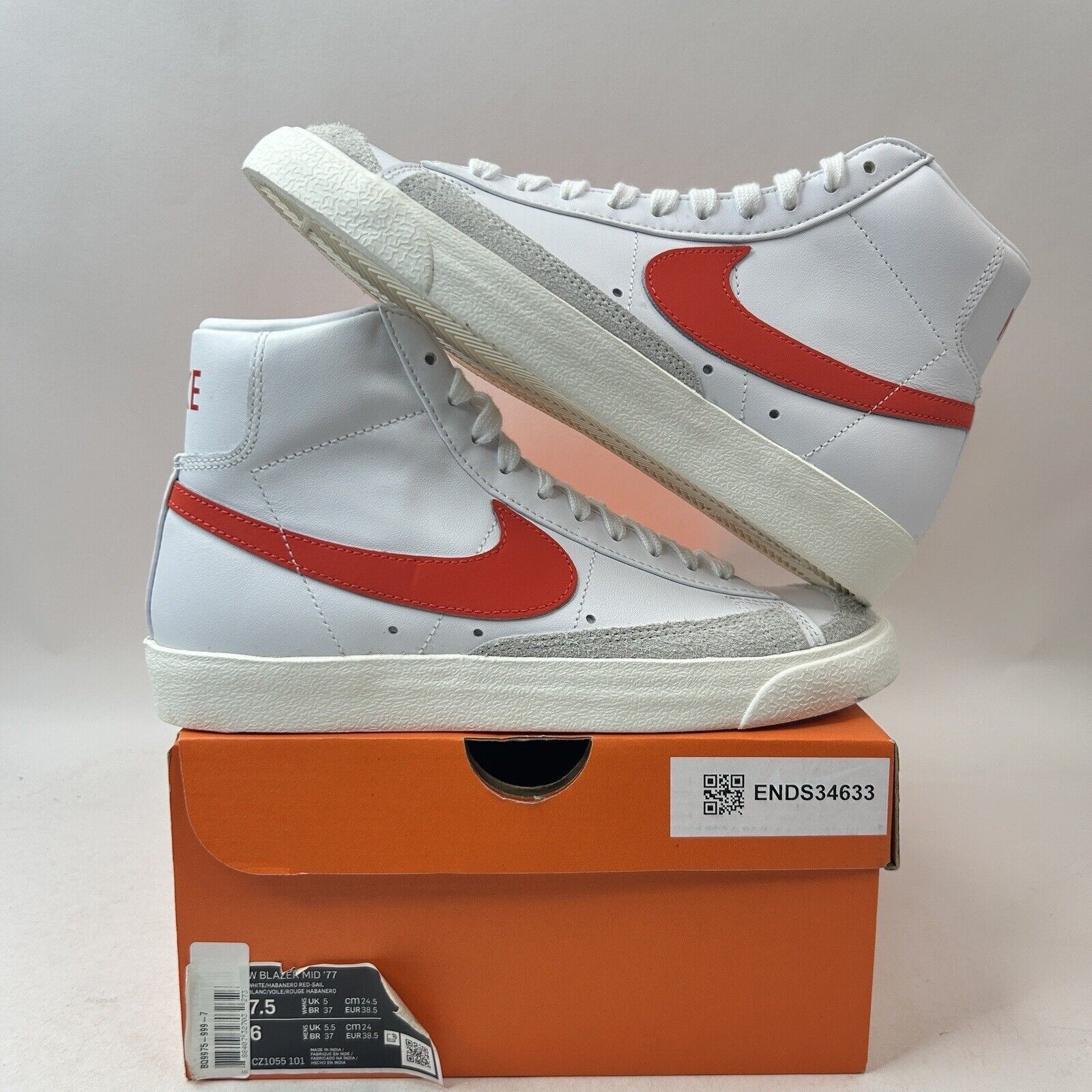 Nike Nike Blazer Mid 77’ WMNS “Habanero Red” 2024 Size US 7.5 / IT 37.5 - 1 Thumbnail